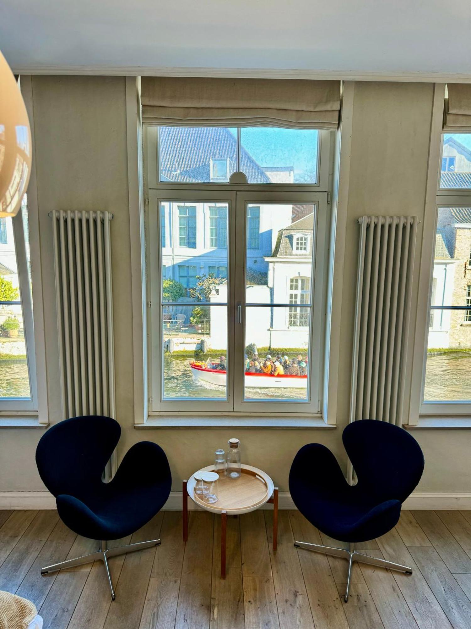 Sleeping Swan Bed & Breakfast Brugge Bagian luar foto