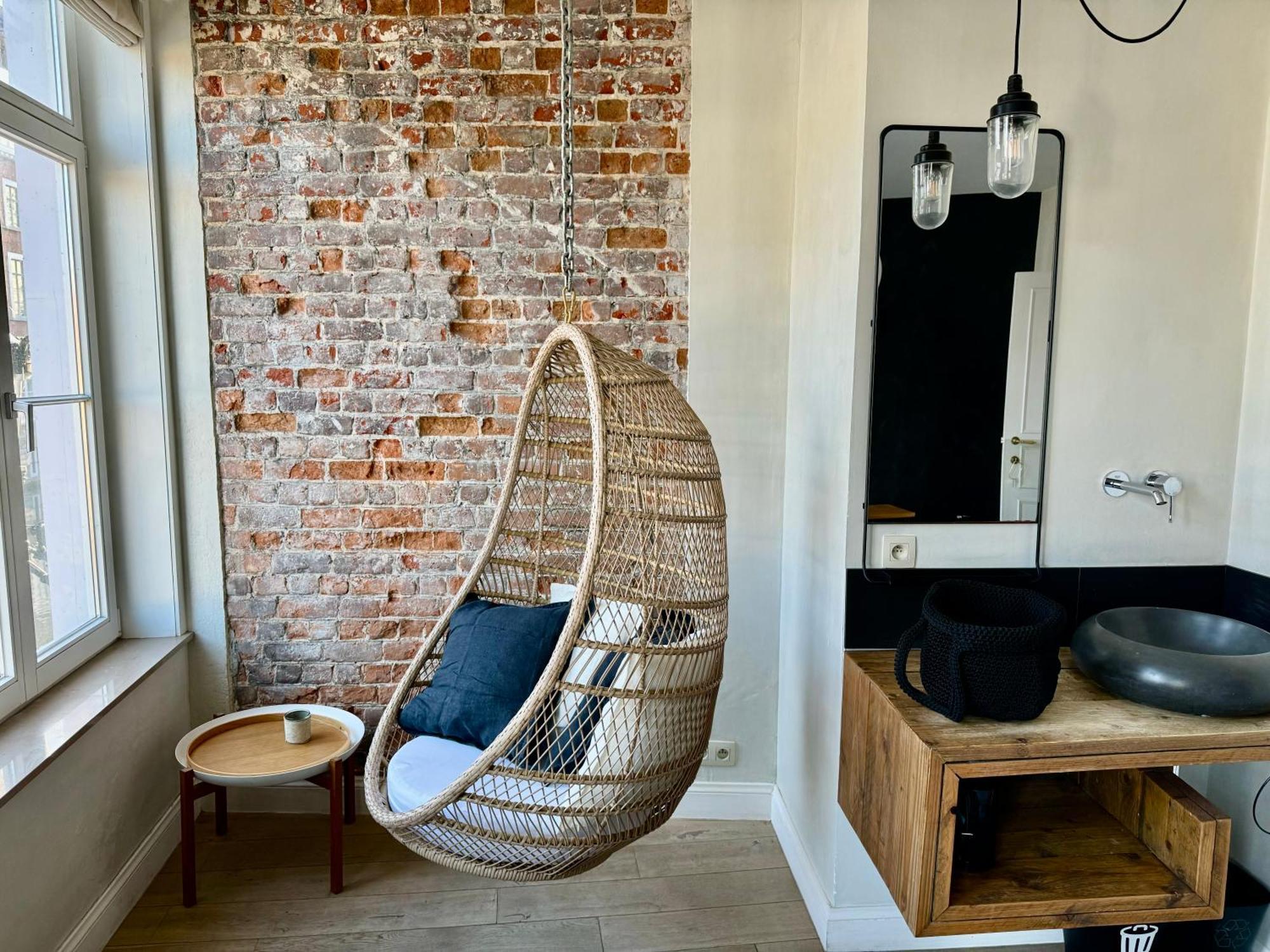 Sleeping Swan Bed & Breakfast Brugge Bagian luar foto