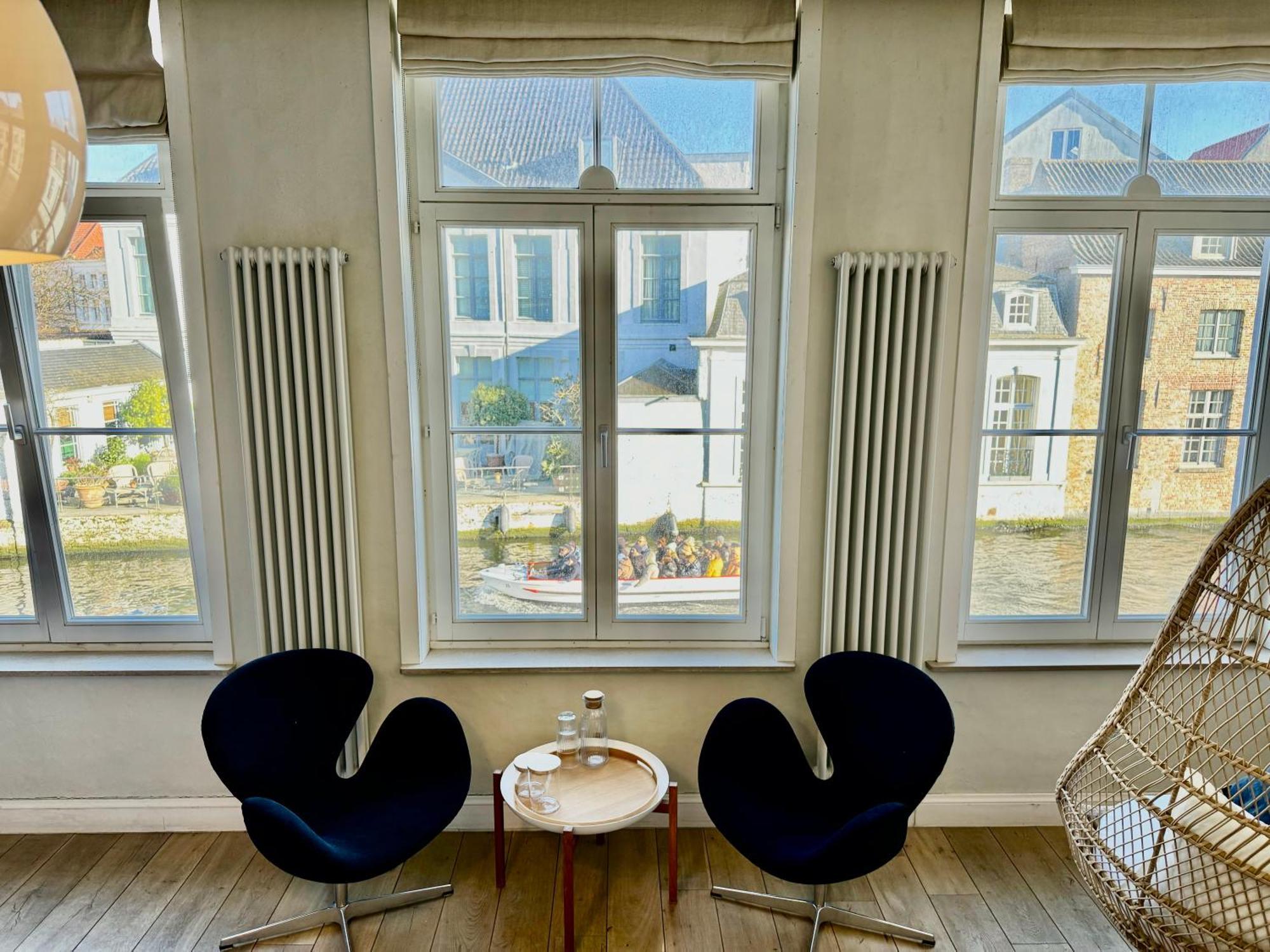 Sleeping Swan Bed & Breakfast Brugge Bagian luar foto